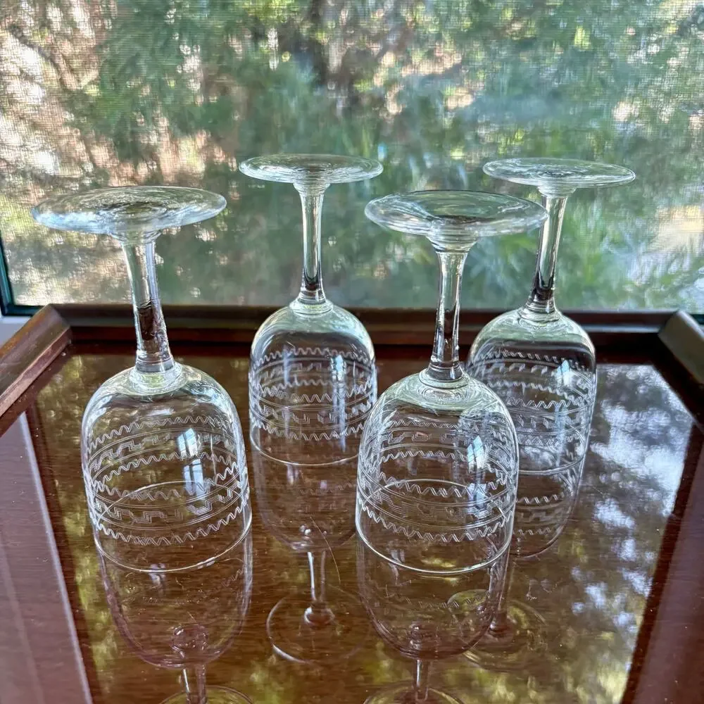Set of 4 Vintage Etched Cordial Glasses Geometric Zigzag Pattern Stemware